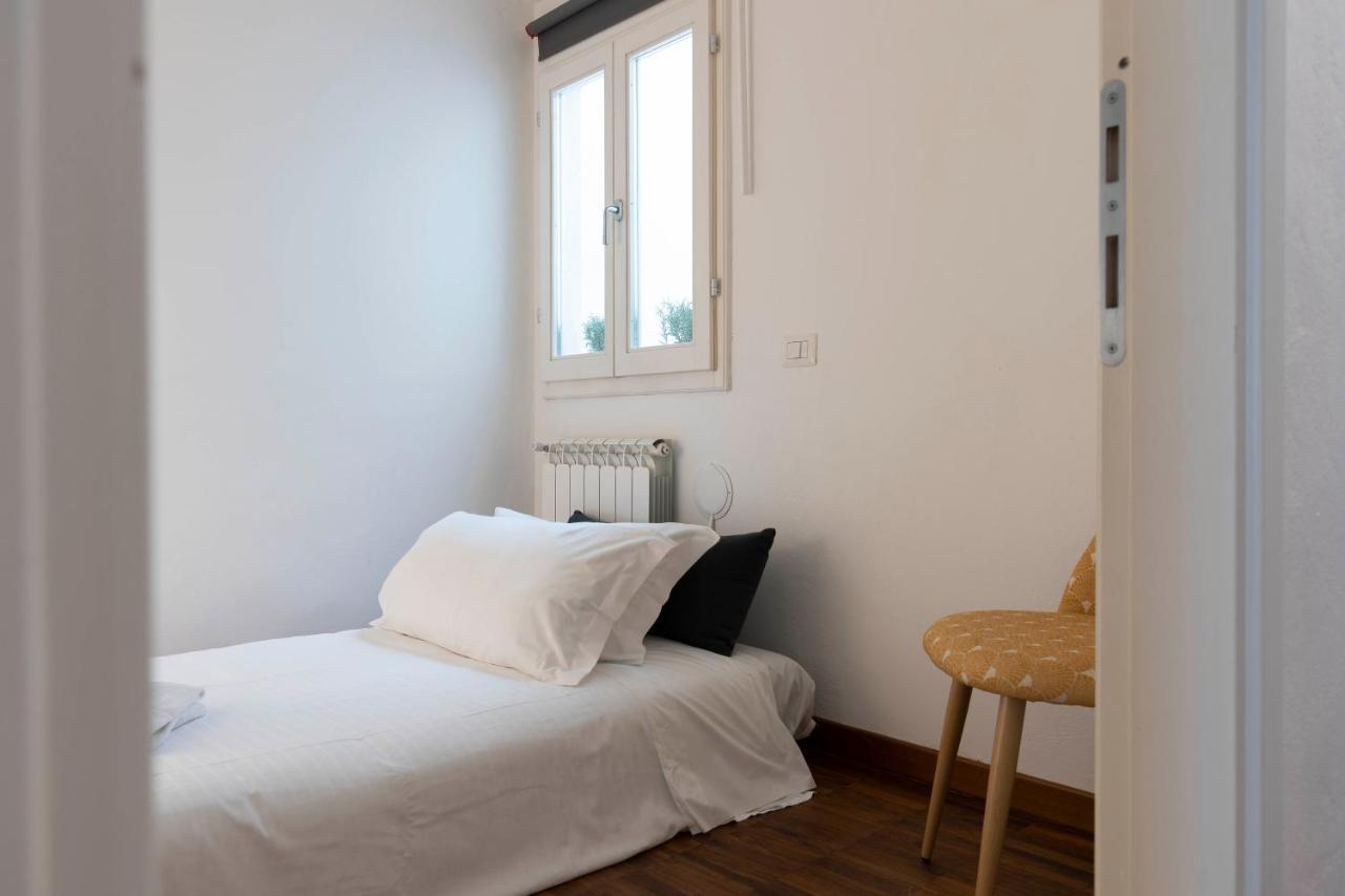 Appartement Charme In Santa Maria Novella à Florence Extérieur photo